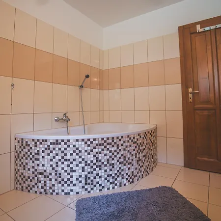 Filip Apartment *
